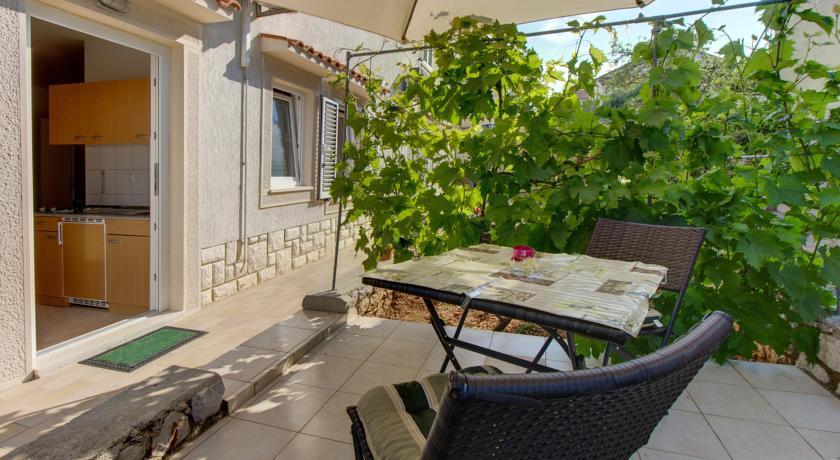 Apartment Nikolina Mali Losinj Ruang foto
