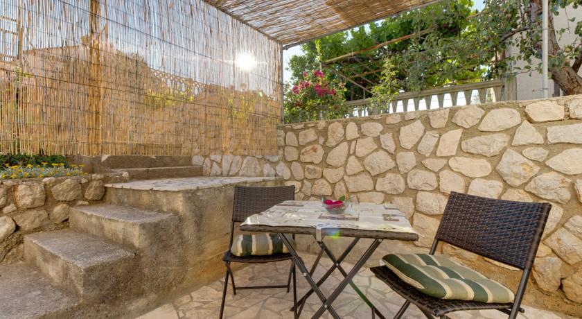 Apartment Nikolina Mali Losinj Ruang foto