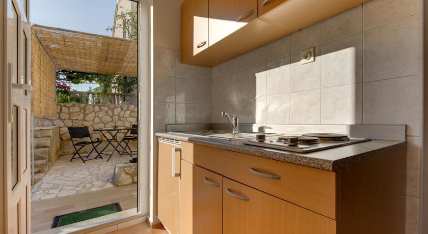 Apartment Nikolina Mali Losinj Ruang foto